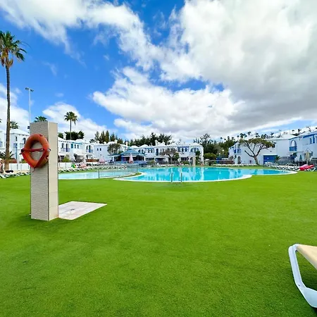 Apartment Playmar Pool By Wave
